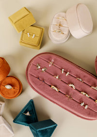 Large Oval Velvet Jewelry Box - Dusty Rose