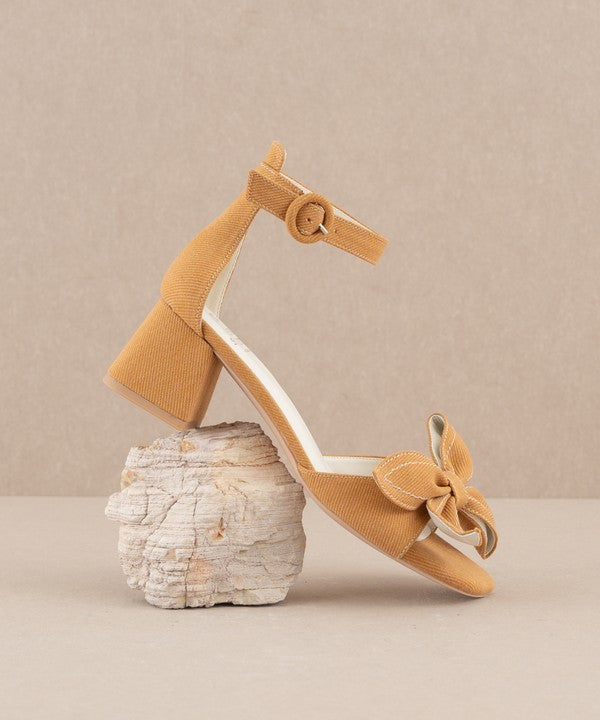 The Vigo Bow Heel