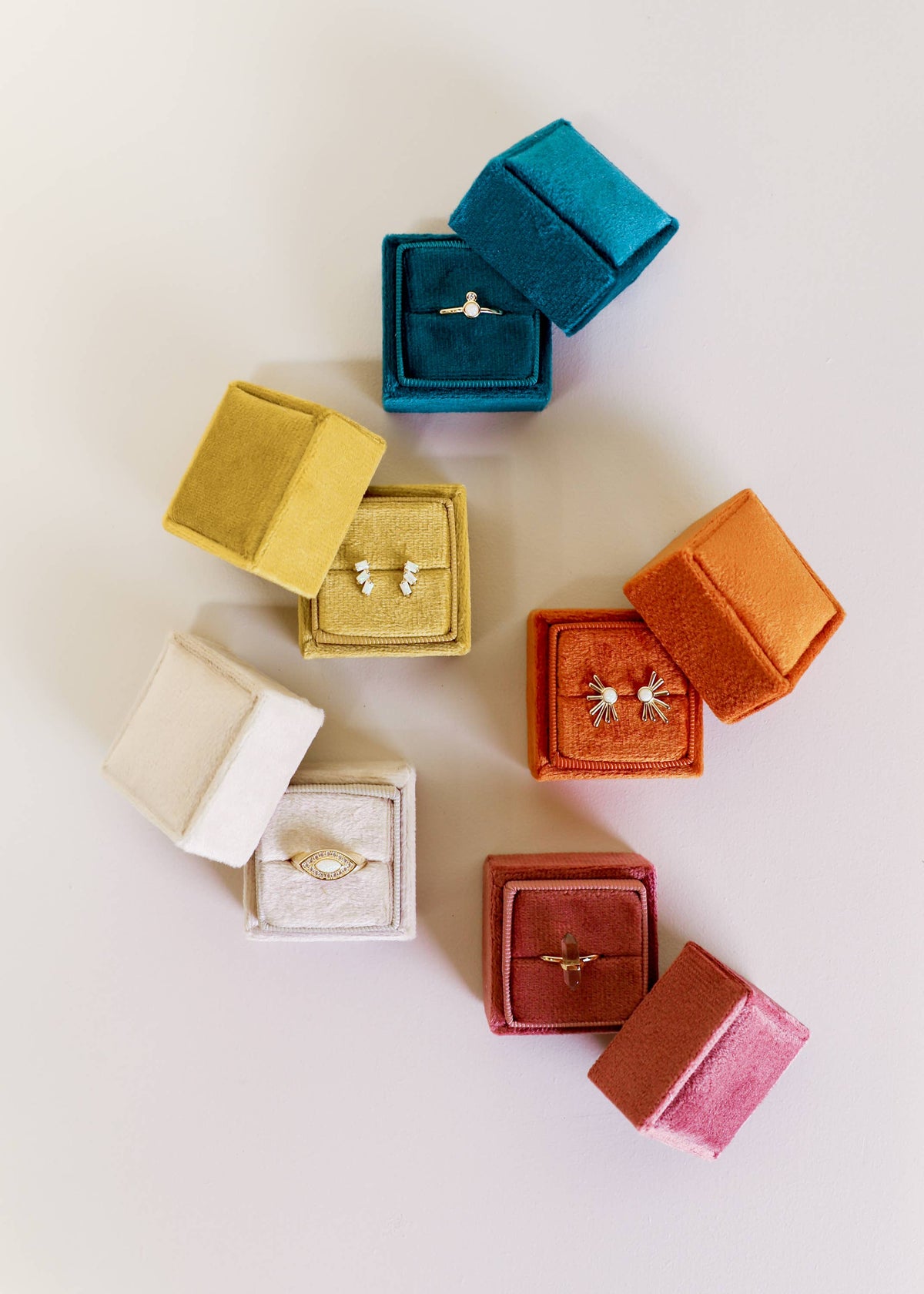 Square Velvet Jewelry Box - Dusty Rose