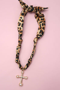 HANDMADE SCARF CHARM NECKLACE