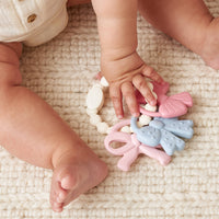 Itzy Ritzy Teether Ring
