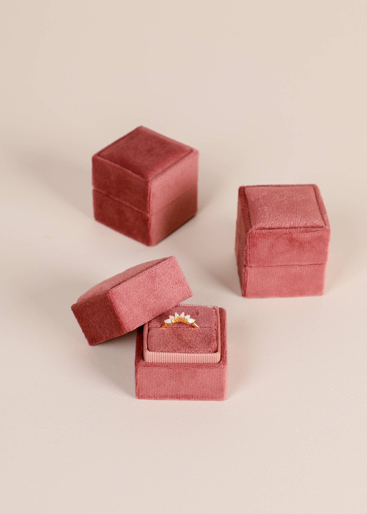 Square Velvet Jewelry Box - Dusty Rose