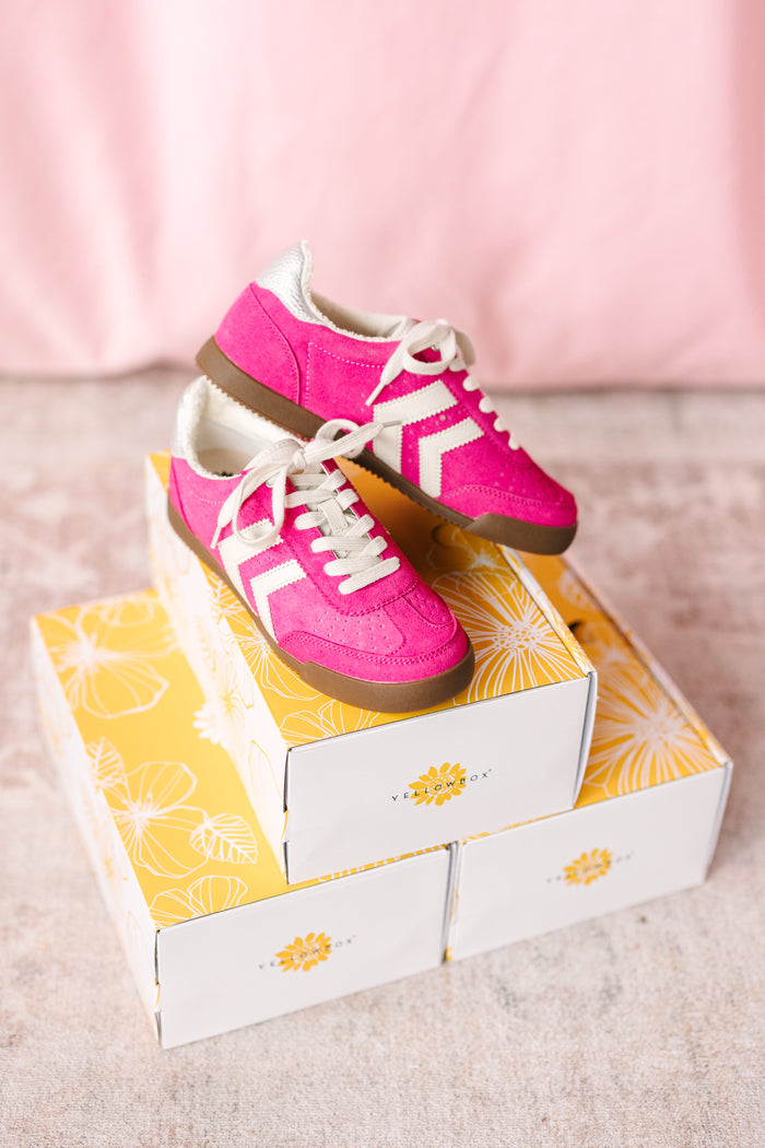 Neevan Fuchsia Sneaker