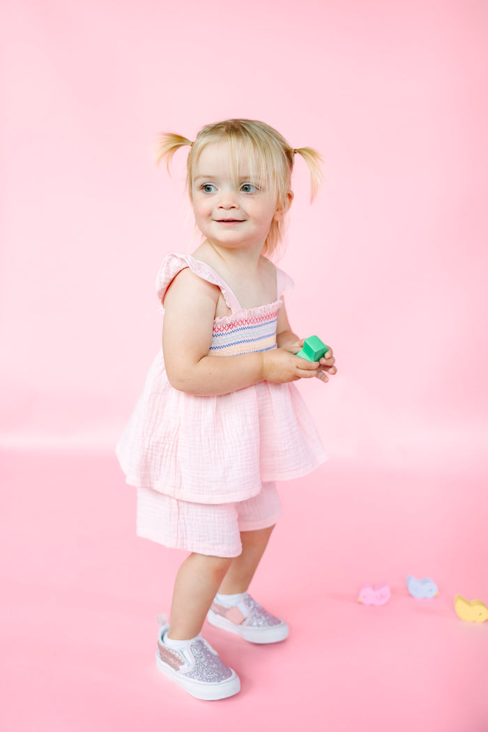 Pink Multi-Color Smock Playset