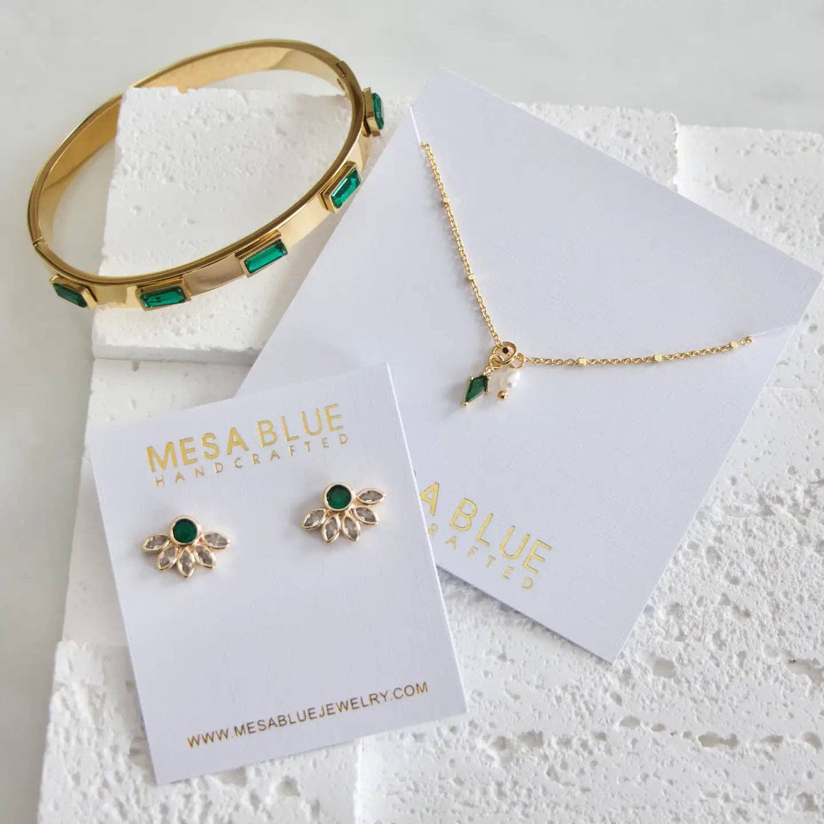 Emerald Green Flower Earrings