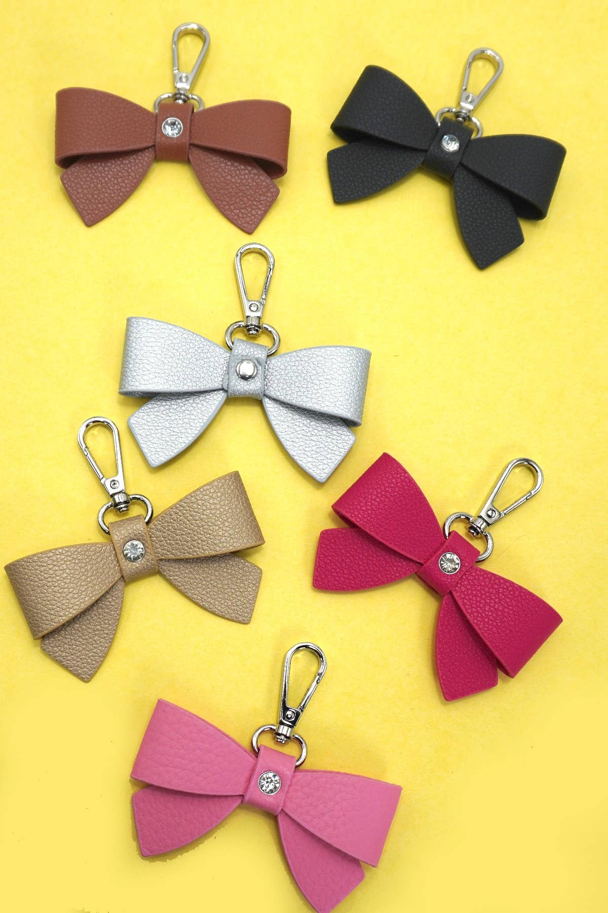 VEGAN LEATHER BOW KEYCHAIN